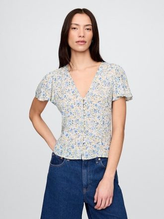Blusa de crepe com mangas esvoaçantes