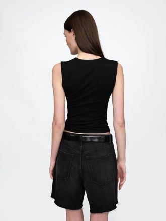 Blusa de malha com gola quadrada