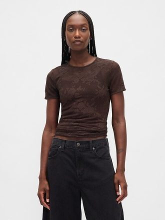 Blusa de malha com renda floral