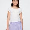 Blusa infantil com decote redondo