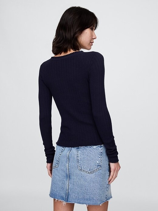 Blusa suéter Pointelle Henley Blusa suéter Pointelle Henley