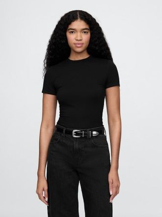 Body de malha justa com fio dental e camiseta