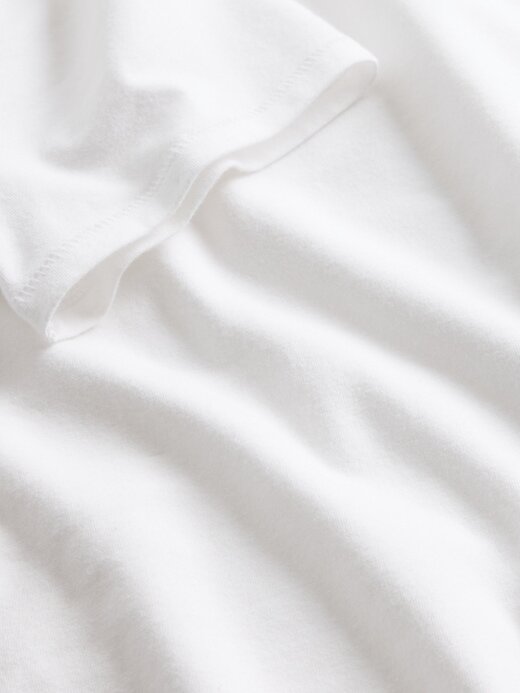 Body de malha justa com fio dental e camiseta Body de malha justa com fio dental e camiseta