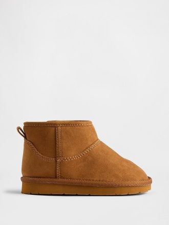 Botas infantis veganas de camurça com forro de sherpa