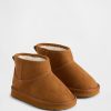 Botas infantis veganas de camurça com forro de sherpa
