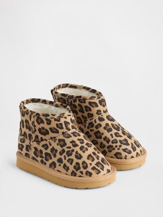 Botas infantis veganas de camurça com forro de sherpa