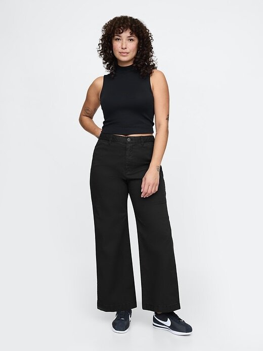 Calça cáqui de perna larga com cintura alta e tornozelo Calça cáqui de perna larga com cintura alta e tornozelo