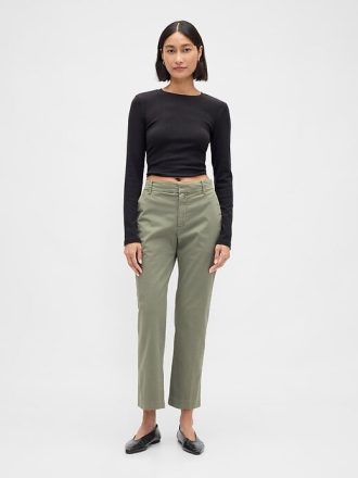 Calça cáqui reta de cintura média