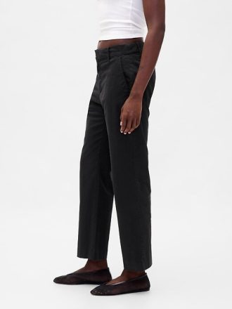 Calça cáqui reta de cintura média