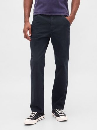 Calça cáqui reta e relaxada