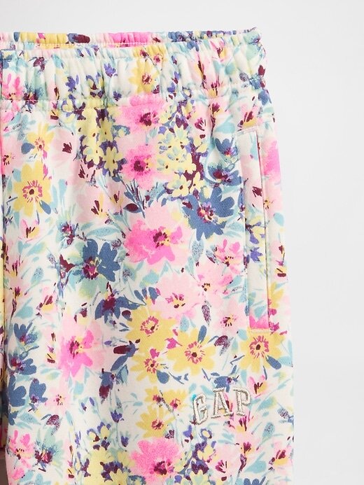 Calça de moletom infantil vintage macia e relaxada com estampa floral Calça de moletom infantil vintage macia e relaxada com estampa floral