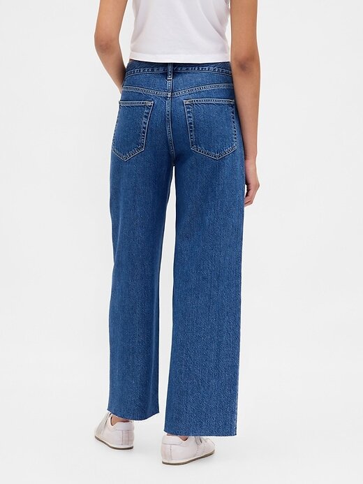 Calça jeans cropped ultramacia e relaxada de cintura baixa Calça jeans cropped ultramacia e relaxada de cintura baixa