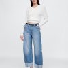 Calça jeans de cintura alta com punho e barra