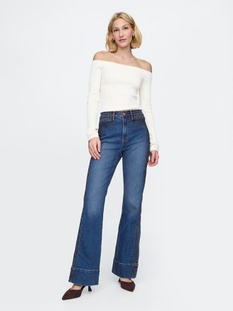 Calça jeans flare de cintura alta dos anos 70