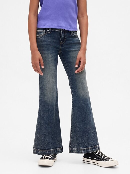 Calça jeans flare infantil de cintura baixa Calça jeans flare infantil de cintura baixa