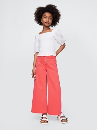 Calça jeans infantil de cintura alta e perna larga no tornozelo