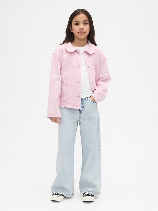 Calça jeans infantil de cintura alta e perna larga no tornozelo Calça jeans infantil de cintura alta e perna larga no tornozelo