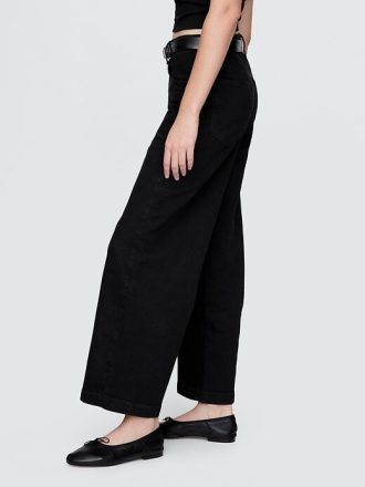 Calça jeans larga de cintura alta com strass e perna larga