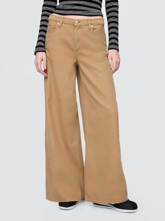 Calça jeans larga ultramacia de cintura média