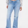 Calça jeans longa e justa com cintura baixa e curvas