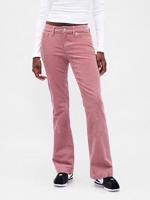 Calça jeans longa e justa de veludo cotelê de cintura baixa Calça jeans longa e justa de veludo cotelê de cintura baixa