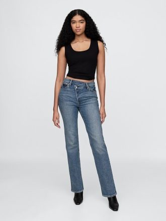 Calça jeans reta slim dos anos 90 com cintura alta e corte cruzado