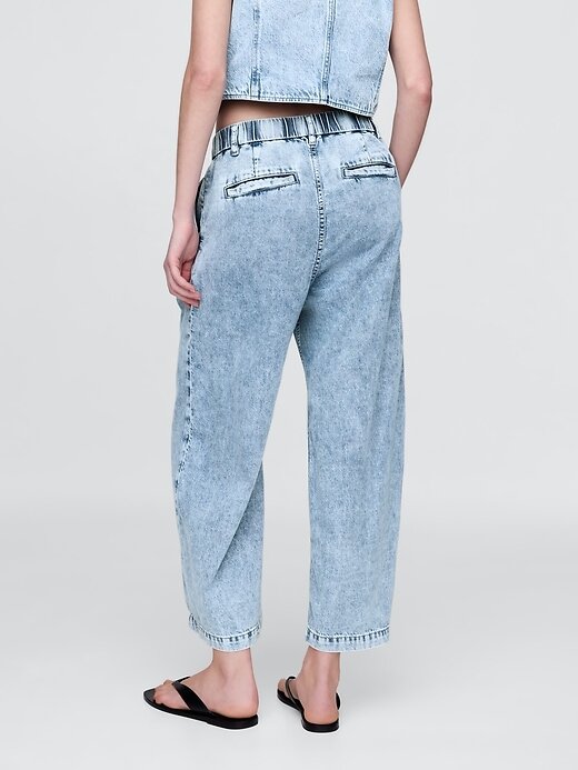 Calça jeans ultramacia de cintura alta 365 com pregas no tornozelo Calça jeans ultramacia de cintura alta 365 com pregas no tornozelo