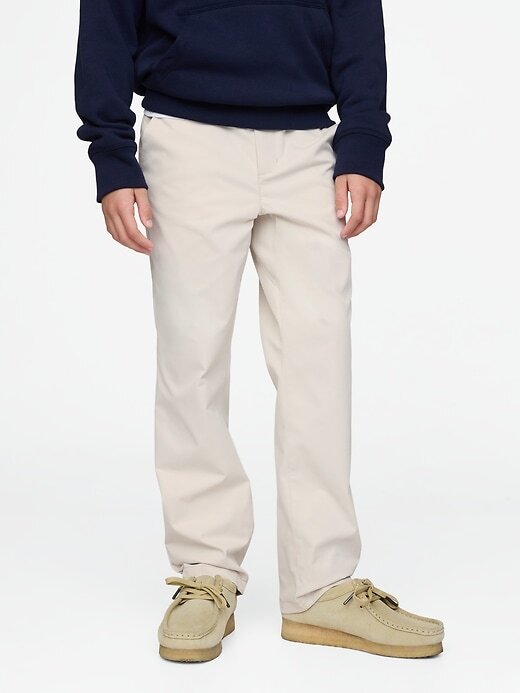 Calças cáqui de performance infantil Calças cáqui de performance infantil