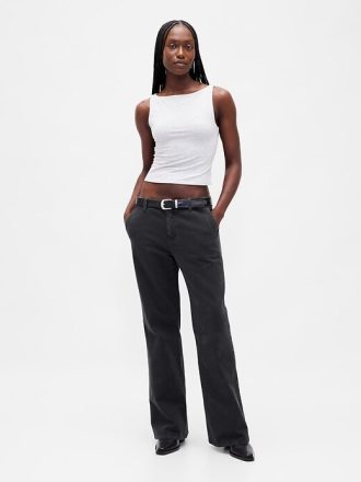 Calças cáqui flare de cintura baixa