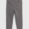 Calças de moletom GapFit Tech Pull-On para bebês e crianças pequenas Calças de moletom GapFit Tech Pull-On para bebês e crianças pequenas