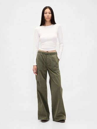 Calças largas de cintura média