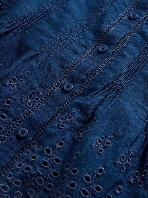 Camisa Gap × DÔEN com ilhós Camisa Gap × DÔEN com ilhós