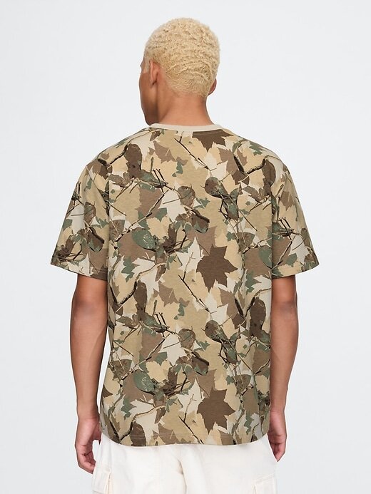 Camiseta adulta com bolso relaxado e peso pesado Camiseta adulta com bolso relaxado e peso pesado