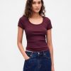 Camiseta Cropped Moderna com Decote Redondo