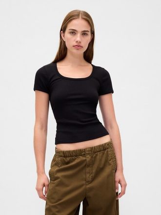 Camiseta Cropped Moderna com Decote Redondo