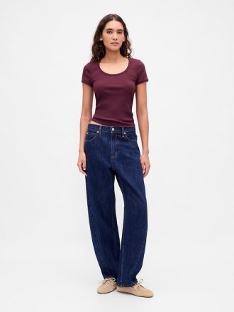 Camiseta Cropped Moderna com Decote Redondo