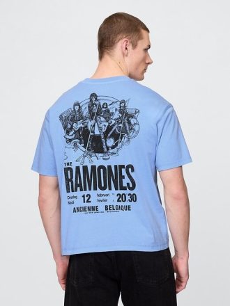 Camiseta curta com estampa dos Ramones
