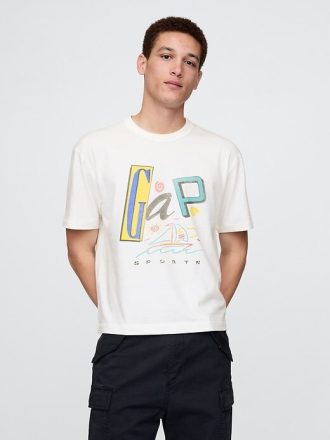 Camiseta curta com logotipo da Gap