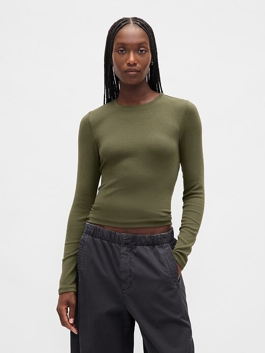 Camiseta encolhida moderna Camiseta encolhida moderna