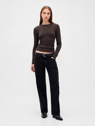 Camiseta encolhida moderna