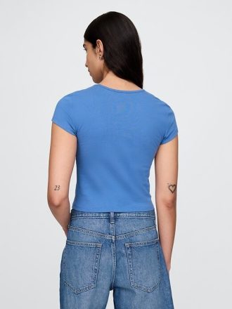 Camiseta gráfica cropped