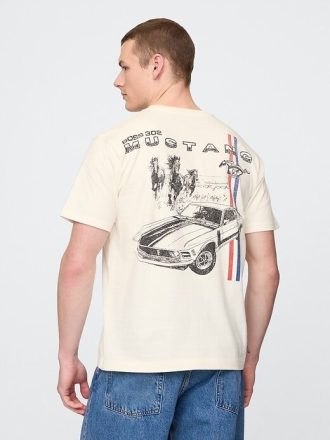 Camiseta gráfica Ford Mustang