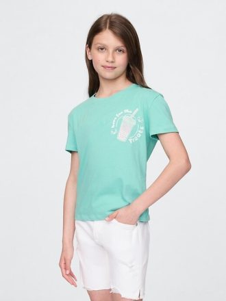 Camiseta infantil com estampa descontraída