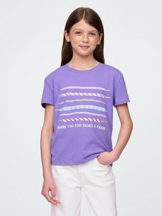 Camiseta infantil com estampa descontraída