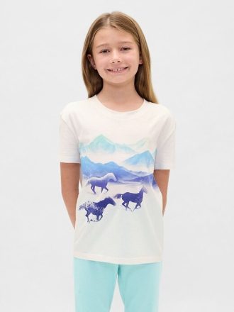 Camiseta infantil com estampa descontraída Camiseta infantil com estampa descontraída