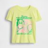 Camiseta infantil com estampa descontraída