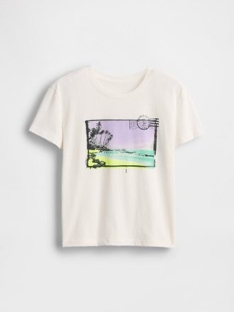 Camiseta infantil com estampa descontraída