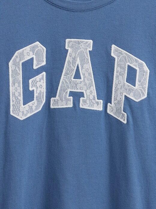 Camiseta infantil com estampa descontraída Camiseta infantil com estampa descontraída