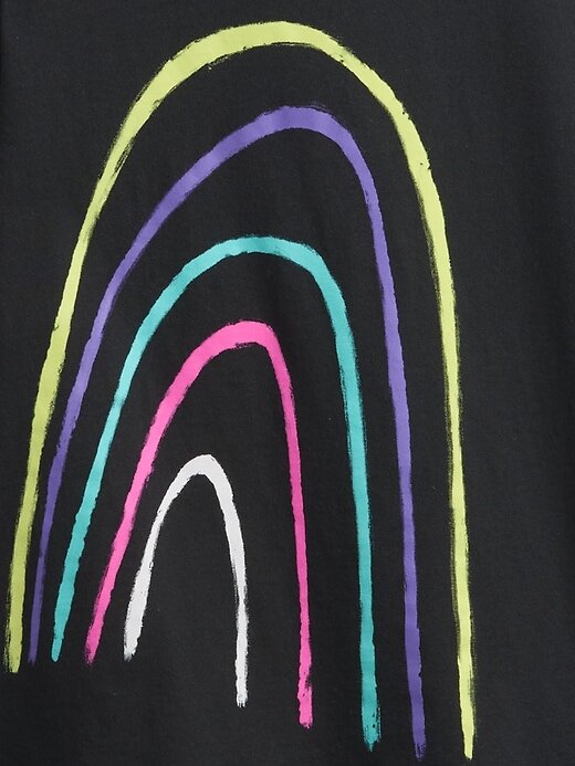 Camiseta infantil com estampa descontraída Camiseta infantil com estampa descontraída