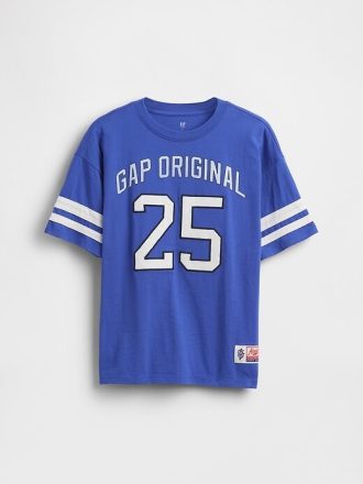 Camiseta infantil com logotipo